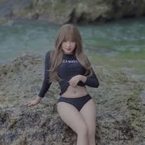 Ảnh Mạng Gái Xinh Đeo Kính Vẻ Đẹp Truyền Thống Tạo Nên Sức Hút Kỳ Lạ Trong Thời Trang Hiện Đại